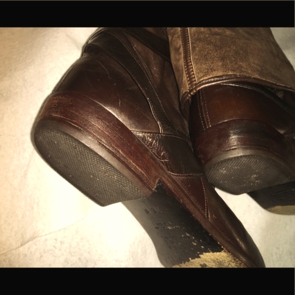 Joan & David belted strap scrunch leather boots (used) - Picture 9 of 10